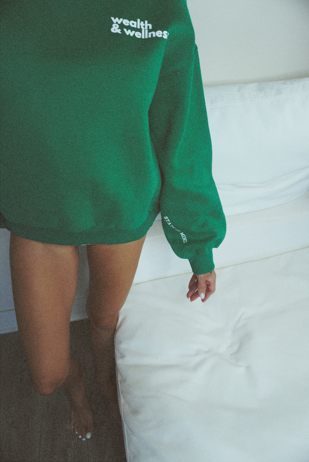 Wealth & Wellness Club Kelly Green Oversized Crewneck Sweatshirt