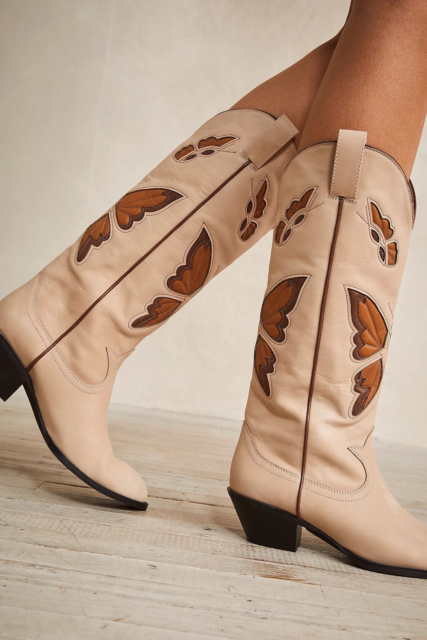 It Girl Cowgirl boots in butter