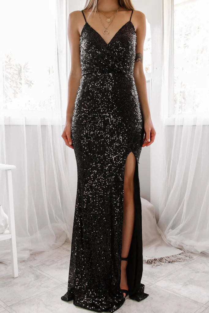 Classic Gown Black